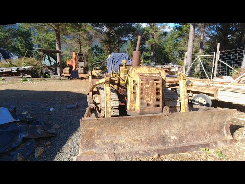 Fixing leaky fuel pump on the TD9 Bulldozer