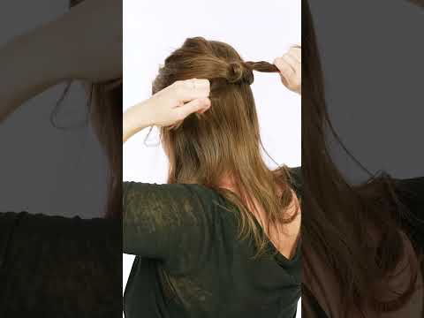 Knotted Half Updo Made Easy