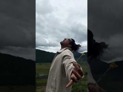 The untold love story of me and the sky . #bhutan  🫶🏻 #rehmat