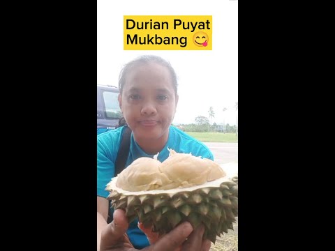 Eating Durian in the Street of Davao | Durian Mukbang | World's Smelliest Fruit | King of Fruits