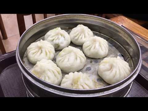 Making Chinese Steamed Stuffed Buns - Tianjin GoBelieve Gou Bu Li, Beijing, China