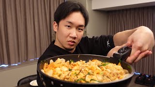 腹を減らしたメンバーに男飯を振る舞ってみた