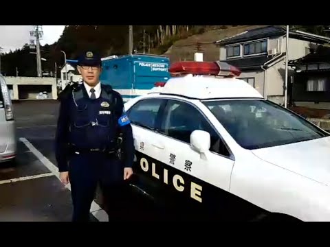 穴水町大町付近における特別自動車警ら部隊（長野県警察）のパトロール状況