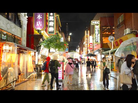 Walk in Rainy "Yokohama Chinatown"  is  beautiful fantasy world...