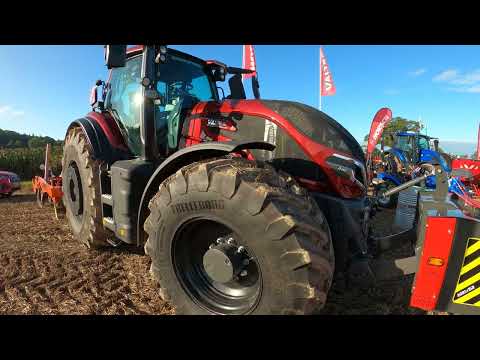 2023 Valtra Q305 Unlimited 7.4 Litre Diesel Tractor (305 HP) #EdwardsandFarmer #Cruckton