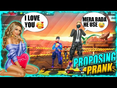 PROPOSING MY FRIEND HOT GIRLFRIEND 😱 IN FREEFIRE 😅PRANK || BEST PRANK EVER || MUST WATCH 😱