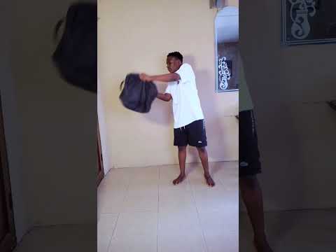 How To Hide Inside a Bag #videoeffects #videoshort #videoediting #viral