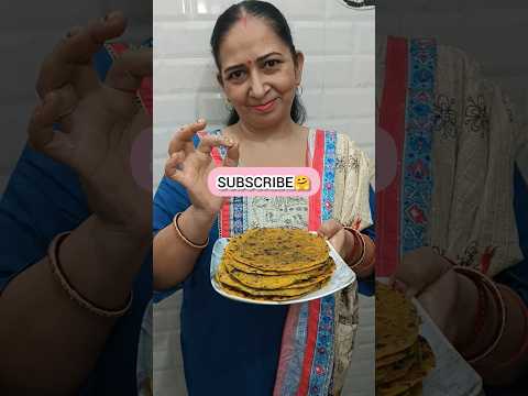 Jethalal favourite Thepla Recipe 🤤 #viral #food #trending #recipe #tmkoc #jethalal #youtubeshorts