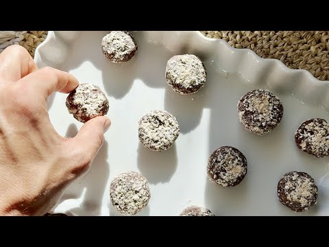 If You Love Chocolate , You Will go Crazy Over These Little Nutty Cakes.| A la Maison Recipes