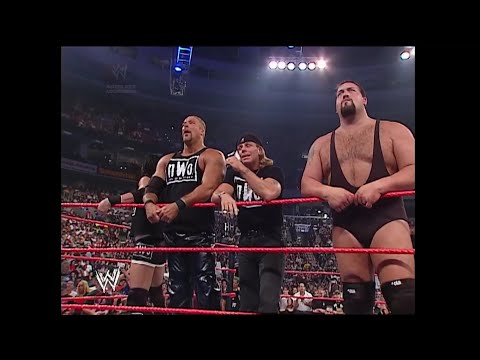 HBK calls Triple H to be the new NWO member - RAW 08.07.2002