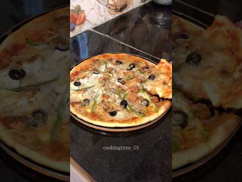 How to Make Pizza | Homemade Pizza Recipe | Chicken Tikka Pizza | Quick Easy Pizza #shorts #pizza