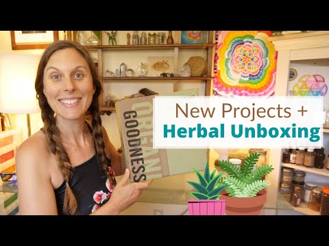 Mountain Rose Herbs unboxing + my new projects