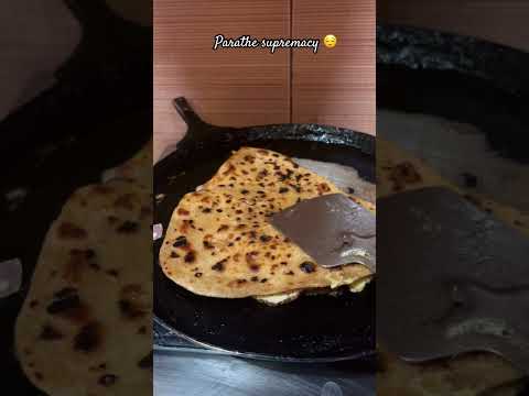 Only punjabi?🧐#rajatsoodcomedy #food #indianstreetfood #paratha #streetfood #foodlover #viralvideo