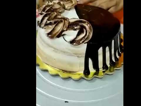 पहिली वेळेस बनवली अशी डिझाईन💁#shortvideo #viral #trending #goviral #cack,chocolate cake