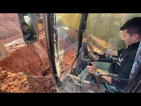 Caterpillar 385C Excavator Loading Mercedes & MAN 4 Axle Trucks - Operator View - Ektor Epe