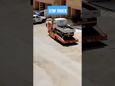 Towing the car! #towingcar #cartowing #trucks #trucking #haul #hauler #shortsfeed #shortvideo