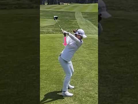 右肘が真下を向くプロのダウンスイング#ゴルフ #ゴルフスイング #golf #golfswing