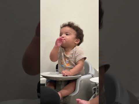 twin babies food taste test trying to eat #baby #twinlittle #twins #funny #twinbabies