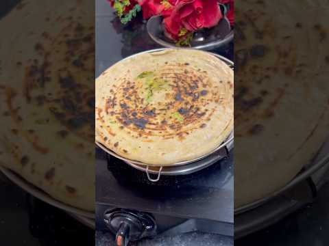 Toor paratha |#shorts #shortcreator #shortfeed #viralshort #paratha #parathareceipe #breakfastfood