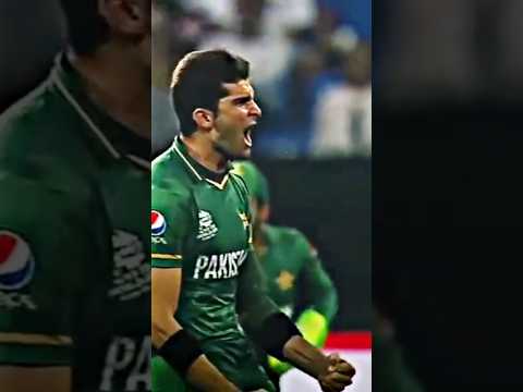 Shaheen Shah Afridi bowling action#naseemshah #hblpsl9 #babarazam #cricket #highlights #100 #1m #afr