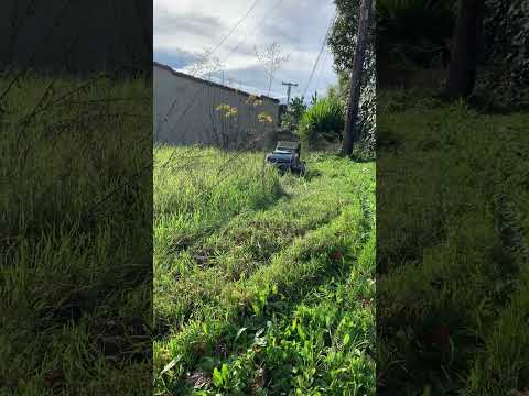 Mowrator S1 Lawnmower Cutting Test in Los Angeles