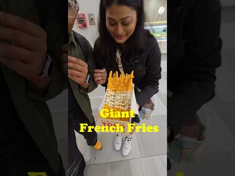 Trying GIANT FRENCH FRIES for First Time!!😲