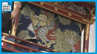 豪華絢爛　“祭り屋台”の飾り付け　秋の高山祭を前に　