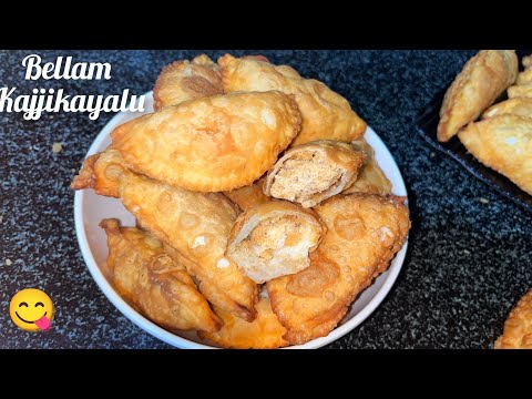 Bellam kajjikayalu recipe || How to make Festival special Kajjikayalu in telugu #eveningsnacks