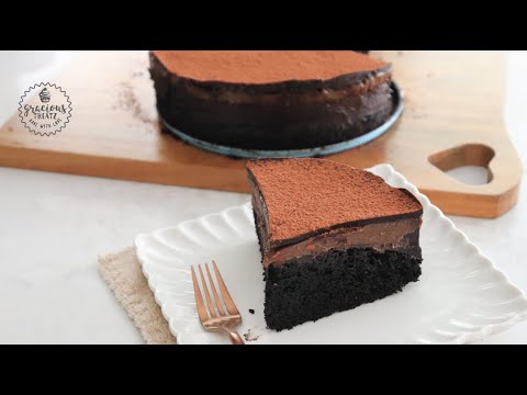 Easy All-in-One pan from cake to frosting | Amazing Chocolate Dream Cake