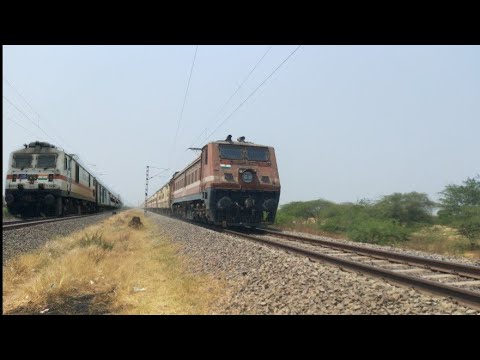 ICF Vs LHB Surat Bhagalpur Express Train. #trainvideo