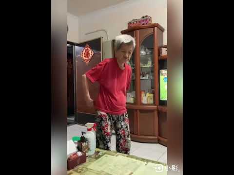 父母心，兒女情。 90歲的娘，惦記著70歲的兒子。