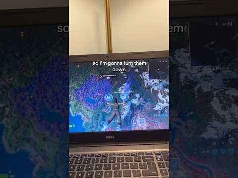 Running Fortnite on an 8 year old laptop #tech #pc #gaming #fortnite