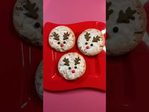 Let’s Fake Bake some iced cookie reindeer cookies! #fakebake #Christmas cookie #peepthisyall