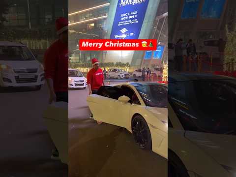 DRIVING LOUD LAMBORGHINI on CHRISTMAS 🎅#Santa #Christmas #Gurgaon