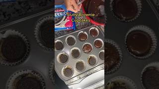 Let’s make Slutty brownie cupcakes! #sluttybrownie #cupcakes #dessertrecipe #dessert #dessertlovers