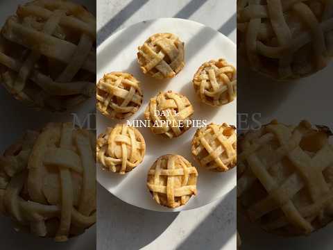 Day 3 | Mini Apple Pies 🍎 #baking #fallbaking #recipe #applepie