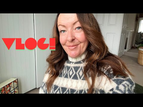 VLOG - HAIR TUTORIAL, NEW MAKE UP & XMAS SHOPPING!