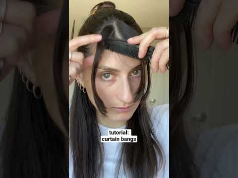 tutorial: curtain bangs 💇🏻‍♀️ #hairtutorial #haircutting #curtainbangs