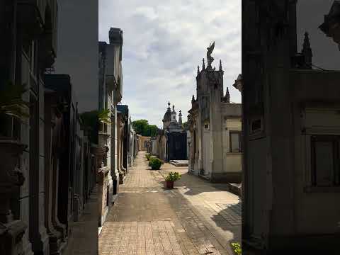 Arquitectónicamente es muy imponente el cementerio de la Chacarita #shorts #buenosaires