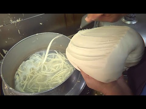 中和老字號真功夫手工刀削麵 - 台灣美食│Sliced Noodles - Taiwanese Food