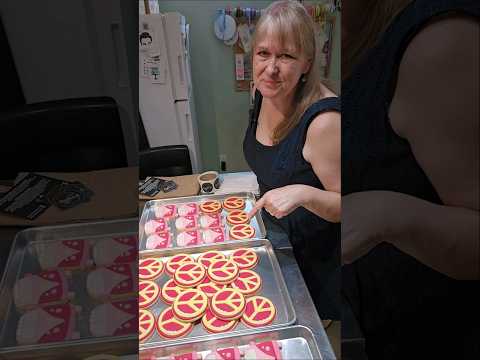 Peace, Love, Happy Birthday!  Packaging cookies for a friend's birthday!  #asmr #cookies