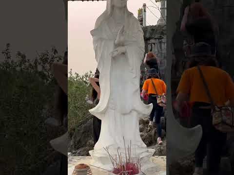 Mua caves sunset view point ninh binh vietnam