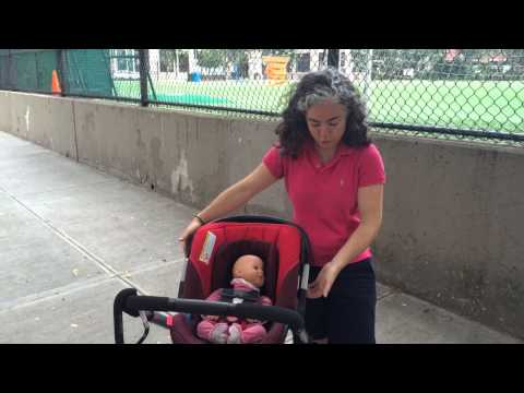 Taking a Cybex Aton off a stroller