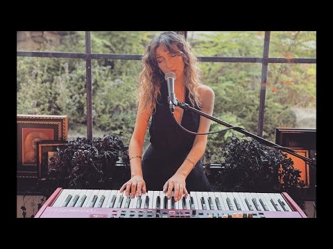 Ceren Gündoğdu - Gelin Ayşe (Canlı Akustik) * Azize Live Session