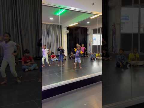 Illuminati #avesham #kidsdance #malayalam #fahadhfaasil #viral #trending #illuminati #ranga