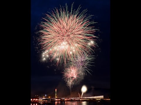 2015年 日田川開き観光祭 花火大会(日田キヤノン提供)