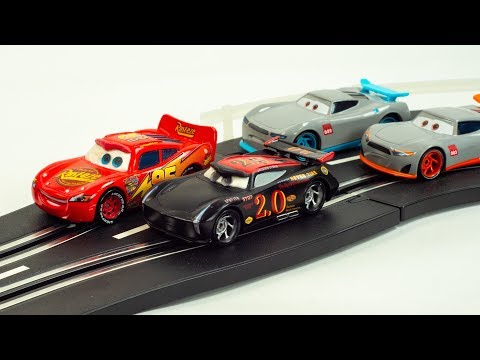 Disney/Pixar Cars 3 Florida Speedway Mega Garage PLAYSET KIDS TOY Jackson Storm NEW Paint Job