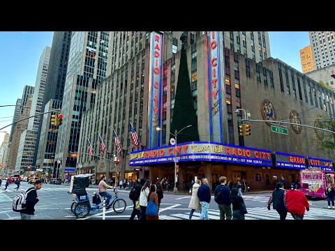 NYC LIVE  In   Manhattan   On  Saturday   Evening        (26 October 2024)