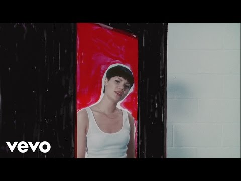 Sinead Harnett - She Ain't Me