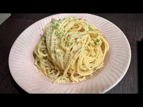 Spaghetti Aglio E Olio Recipe | एग्लियो ई ओलियो स्पैगेटी रेसिपी | गार्लिक स्पैगेटी रेसिपी